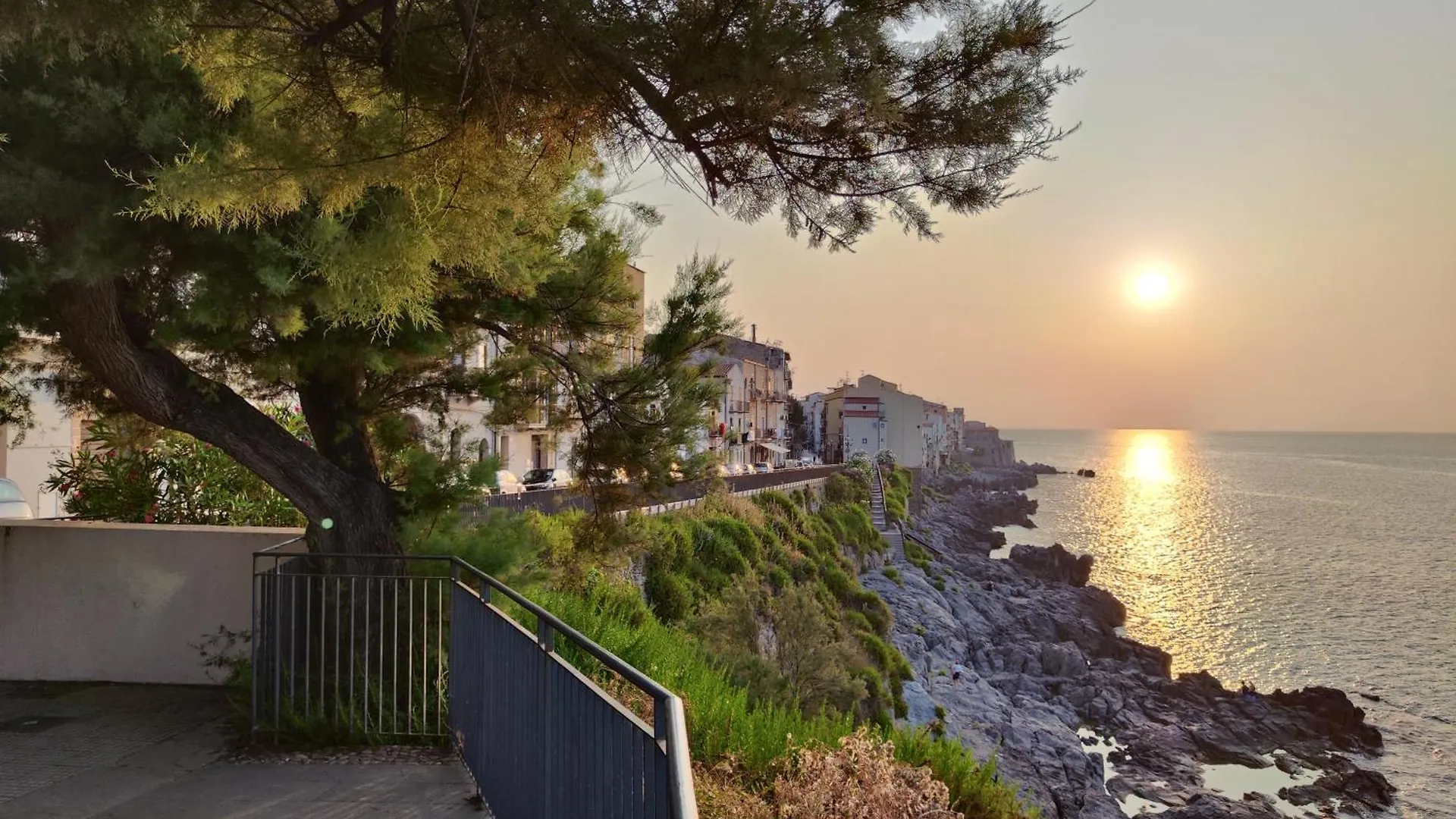 Scinniamare Cefalù Italia