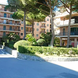 deiva-holidays.hotelitalianriviera.com/